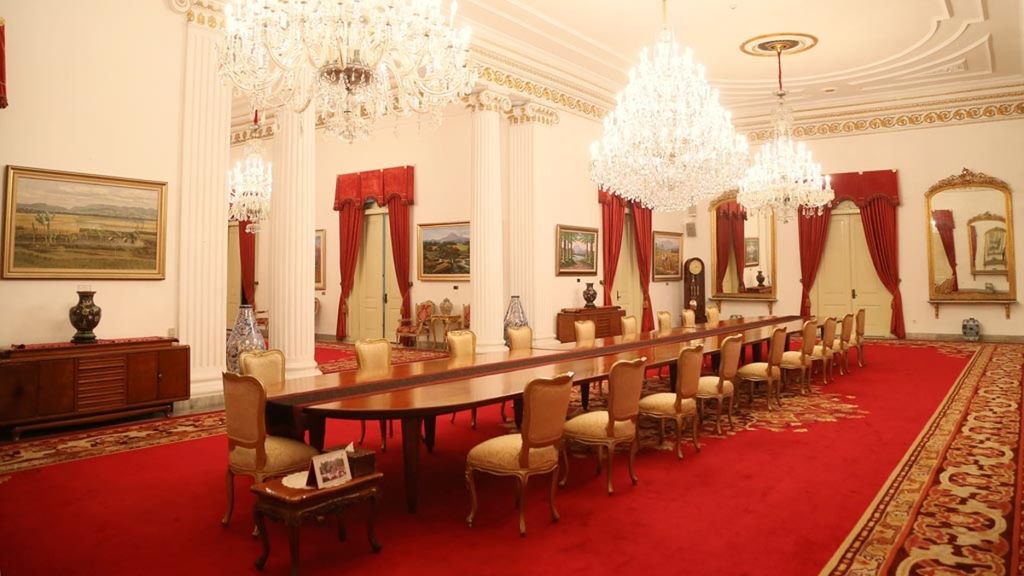 Salah satu ruangan di Istana Negara, Jakarta, yang digunakan untuk acara ramah-tamah Presiden dengan tamu-tamunya, Rabu (5/7/2017).