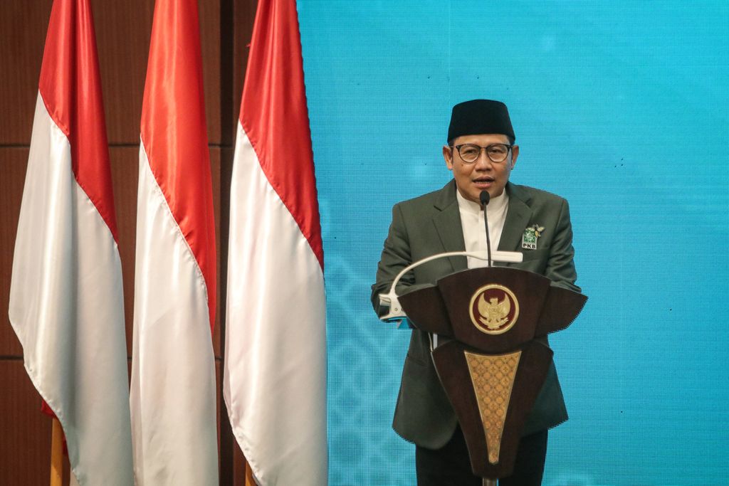Ketua Umum Partai Kebangkitan Bangsa Muhaimin Iskandar berpidato dalam acara pembukaan Ijtima Ulama Nusantara di Hotel Millennium, Jakarta, Jumat (13/1/2023). 