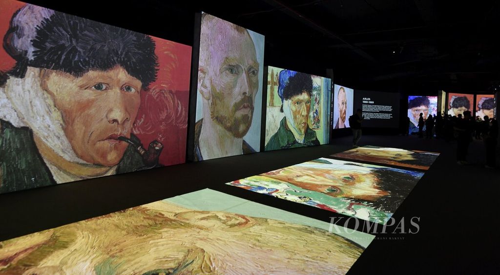 Produced by Grande Experience, the exhibition presents an immersive experience that combines sound, images, and digital technology for visitors to interact while enjoying Van Gogh's artwork divided into several rooms.
