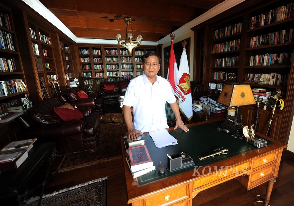 Ketua Dewan Pembina Partai Gerindra Prabowo Subianto saat wawancara bersama Kompas. (09/01/2014)
