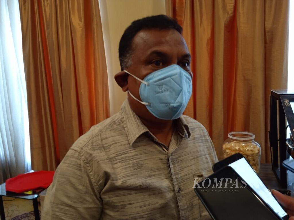 Kepala Bidang Pencegahan dan Pengendalian Penyakit Dinas Kesehatan Provinsi Papua Aaron Rumainum di Jayapura, Jumat (8/1/2021). 