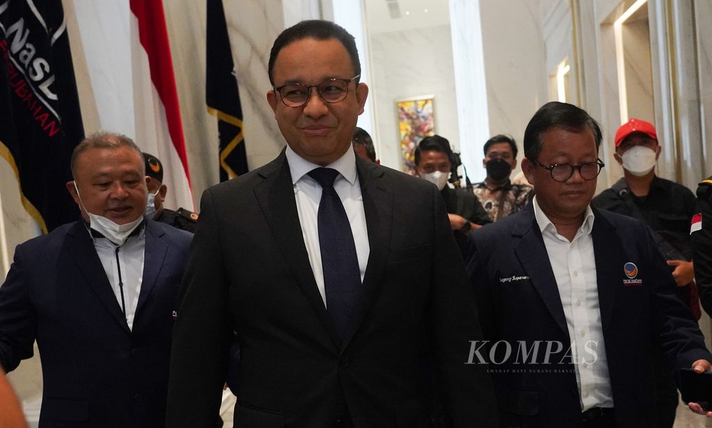 Gubernur DKI Jakarta Anies Baswedan ketika tiba di Kantor DPP Partai Nasional Demokrat (Nasdem) di Nasdem Tower, Jakarta, Senin (3/10/2022). 
