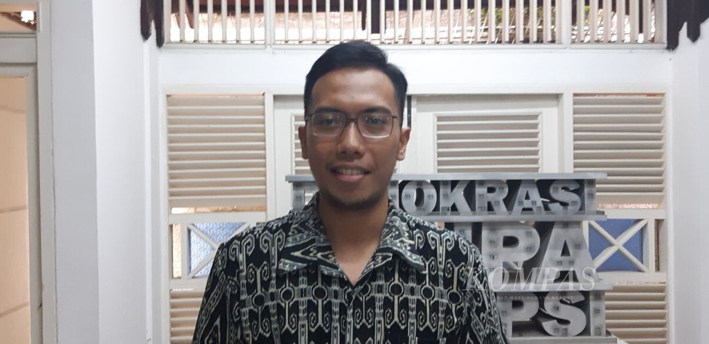 Peneliti Transparency International Indonesia, Alvin Nicola