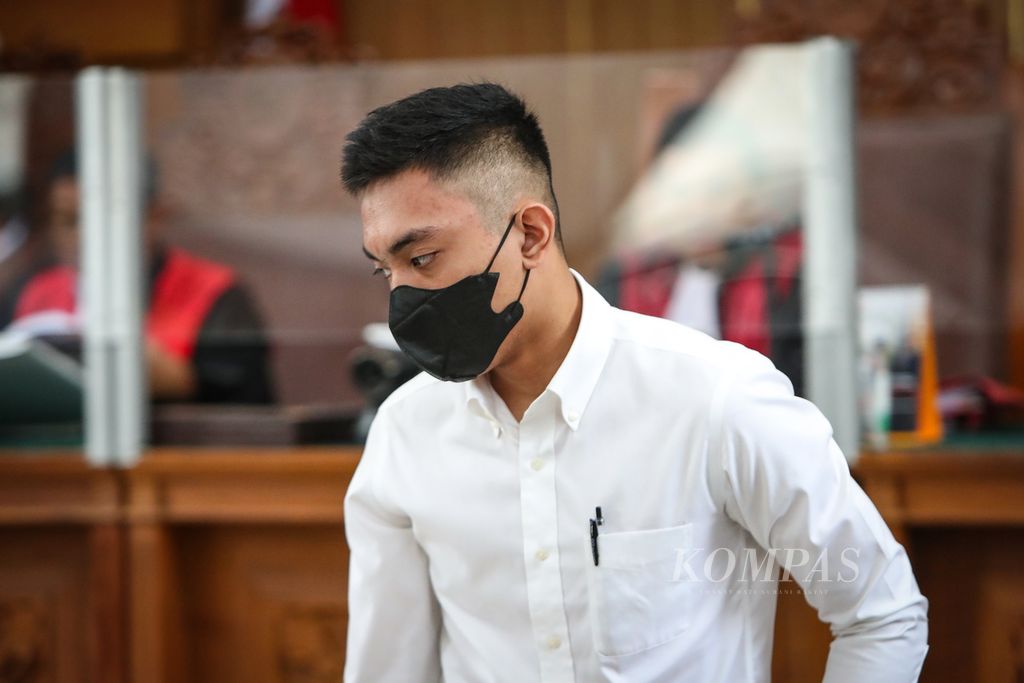 Terdakwa Mario Dandy menjalani sidang pembacaan tuntutan di Pengadilan Negeri Jakarta Selatan, Selasa (15/8/2023). 