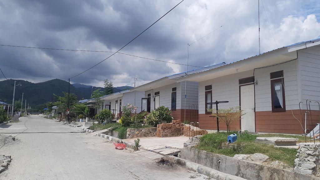 Hunian tetap bagi penyintas gempa, tsunami, dan likuefaksi di Kelurahan Tondo, Kecamatan Palu, Kota Palu, Sulteng, Sabtu (5/6/2021).
