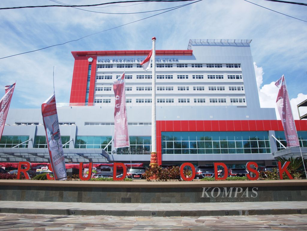 Suasana RSUD ODSK Sulawesi Utara dibangun di Manado, Sulawesi Utara, Rabu (9/6/2021).