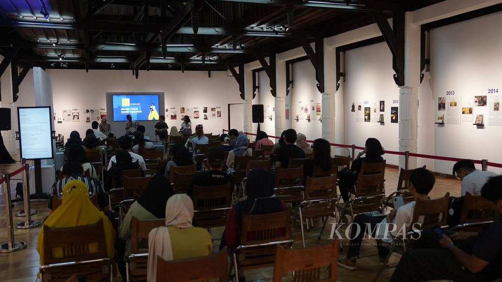 Suasana diskusi Kata dari Penjuru Nusantara dalam Festival Kata Merawat Literasi Merawat Kebudayaan di Bentara Budaya Jakarta, Kamis (26/10/2023). 