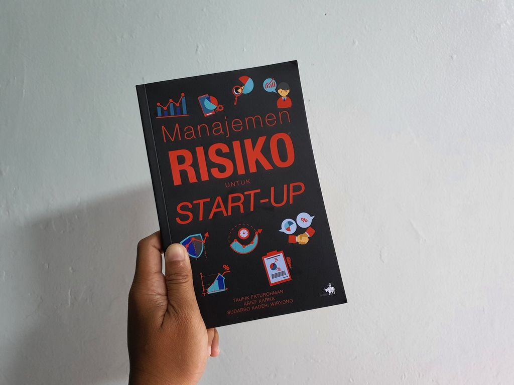 Halaman muka buku berjudul 'Manajemen Risiko untuk Start-up'