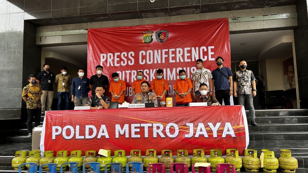 Konferensi pers pengungkapan kasus metrologi legal oleh Subdit III Sumdaling Ditreskrimsus di Polda Metro Jaya pada Jumat (23/12/2022).