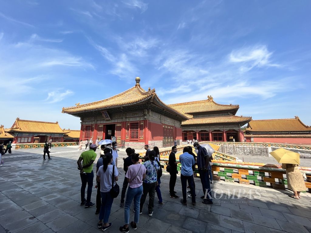 Visitors to the Forbidden City in Beijing, China, September 9, 2022.
