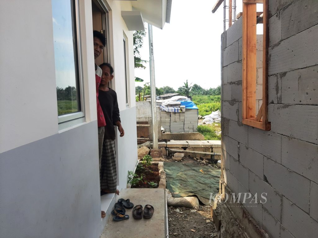 Suasana rumah hasil renovasi di Kelurahan Kamal Muara, Kecamatan Penjaringan, Jakarta Utara, Kamis (30/3/2023).