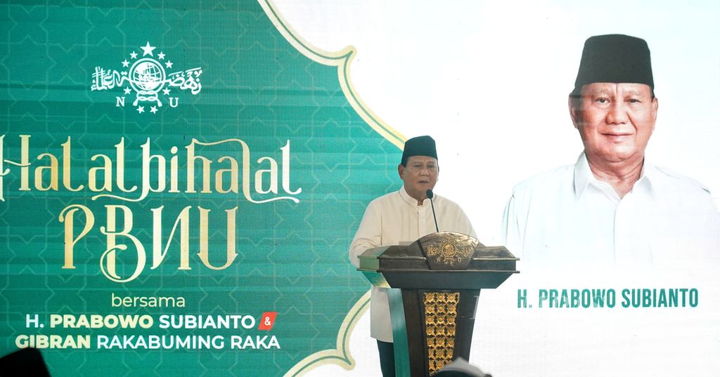 Preiden terpilih Pilpres 2024 Prabowo Subianto memberi pidato sambutan dalam Halalbihalal Nahdlatul Ulama 2024 di Kantor Pusat Pengurus Besar Nahdlatul Ulama (PBNU), Jakarta, Minggu (28/4/2024). 