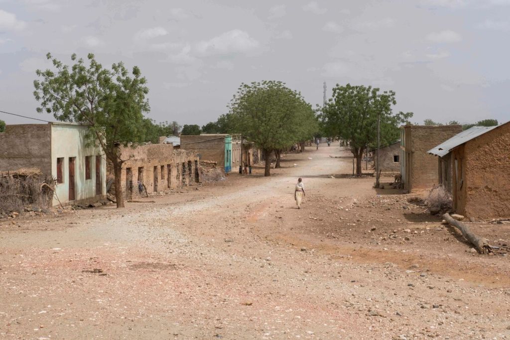 Suasana sebuah jalan di kota Badme, wilayah yang diperebutkan oleh Eritrea dan Etiopia pada tanggal 14 Juni 2018.      