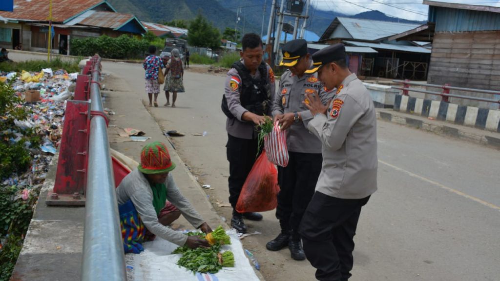 Situasi keamanan yang telah kondusif pasca-kerusuhan di Kabupaten Dogiyai, Papua Tengah, Selasa (15/11/2022).