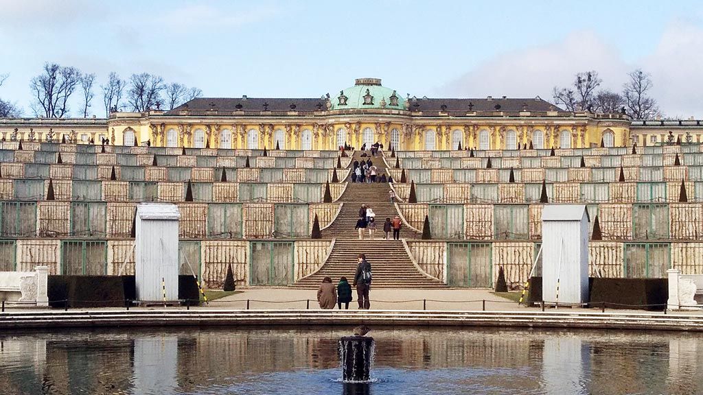 Istana Sanssouci di Potsdam, Jerman.