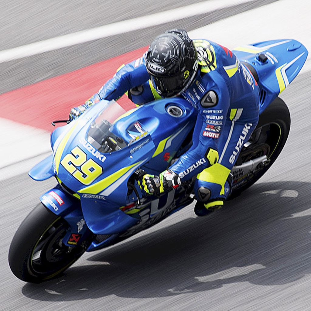 Andrea Iannone saat memacu Suzuki pada tes pramusim MotoGP 2018 lalu.