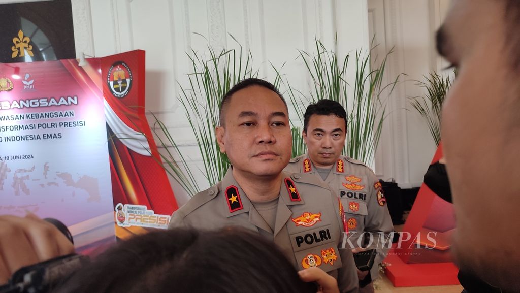 Kepala Biro Penerangan Masyarakat Brigadir Jenderal (Pol) Trunoyudo Wisnu Andiko memberikan keterangan pers, Senin (10/6/2024).