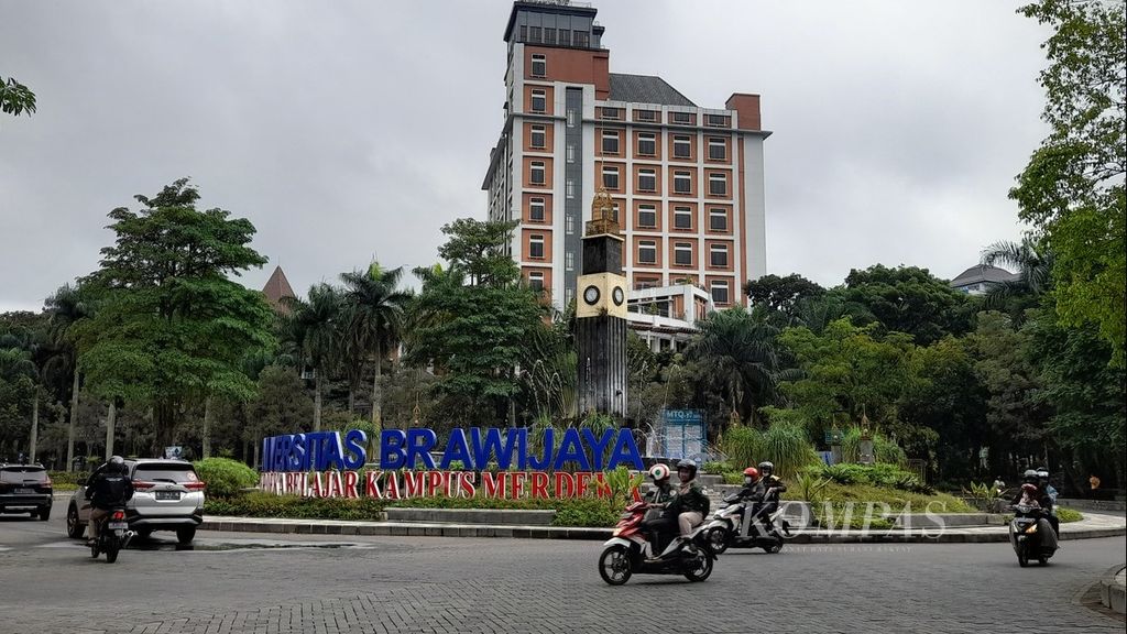 Suasana kampus Universitas Brawijaya di Kota Malang, Jawa Timur, Senin (27/6/2022).