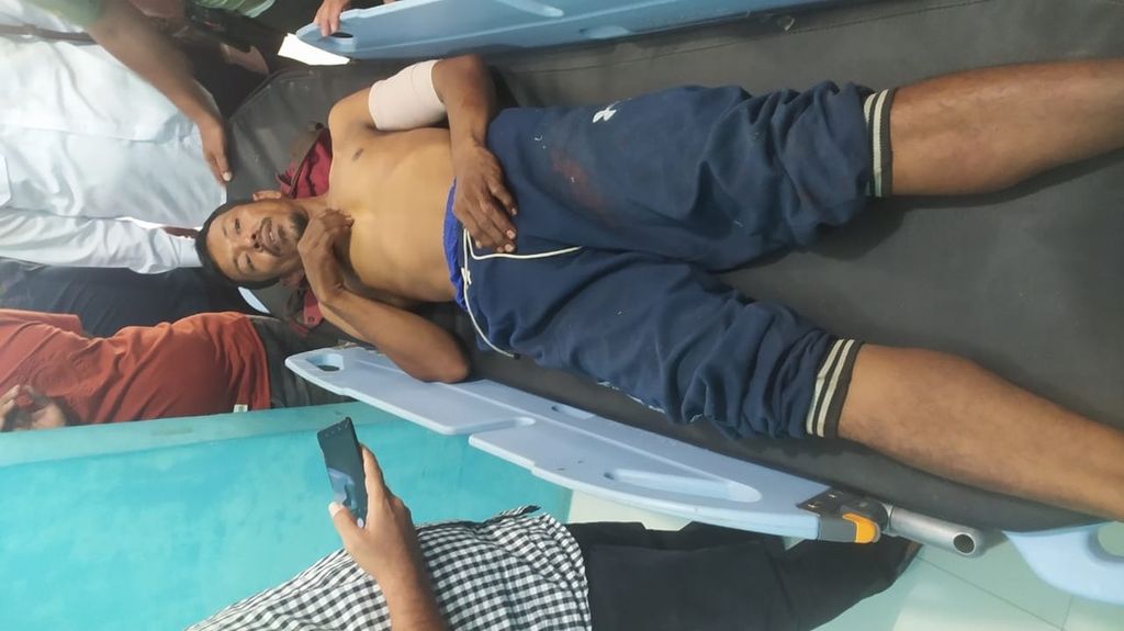 Khairul Mahdi (38), seorang nelayan Desa Tanjung Keuramat, Kecamatan Banda Mulia, Kabupaten Aceh Tamiang, Provinsi Aceh, terkena tembakan dari TNI AL saat melakukan patroli penyelundupan narkotika, Rabu (17/8/2022).