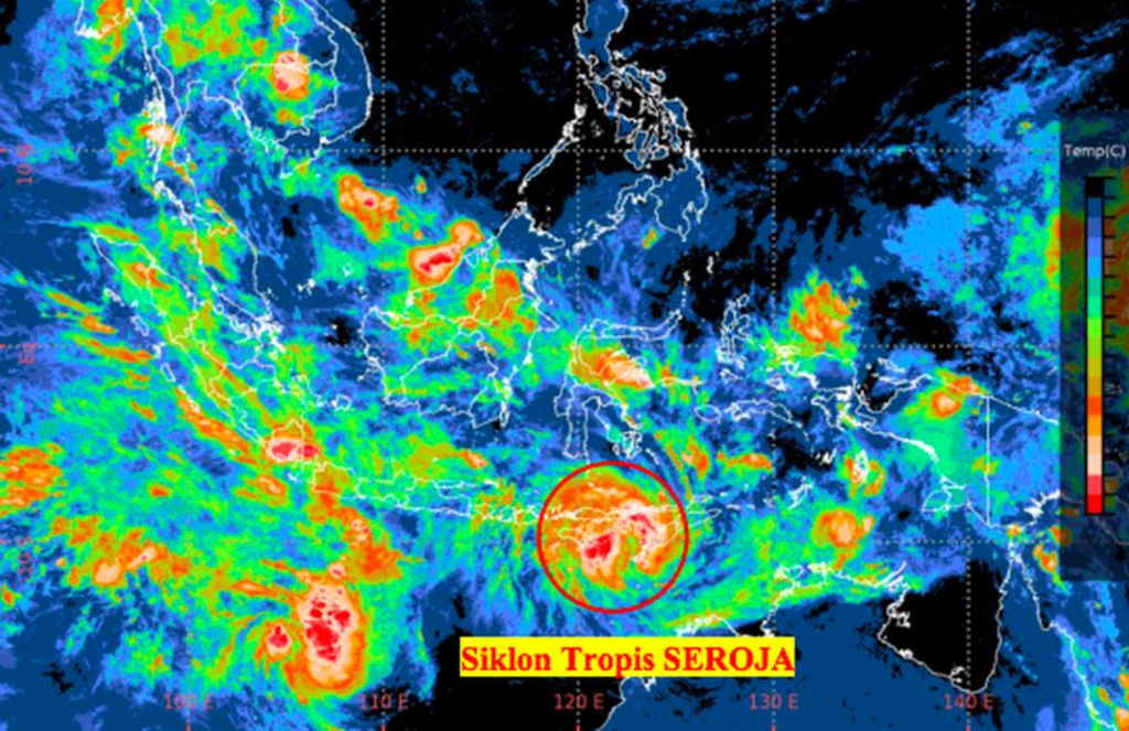 Badai siklon tropis Seroja yang meluluhlantakkan Nusa Tenggara Timur, 3-5 April 2021. Sebanyak 53.432 rumah rusak. Kerusakan serupa terjadi di sektor pertanian, perkebunan, pendidikan, kesehatan, infrastruktur. Selain itu, 182 orang tewas dan 47 orang hilang. 