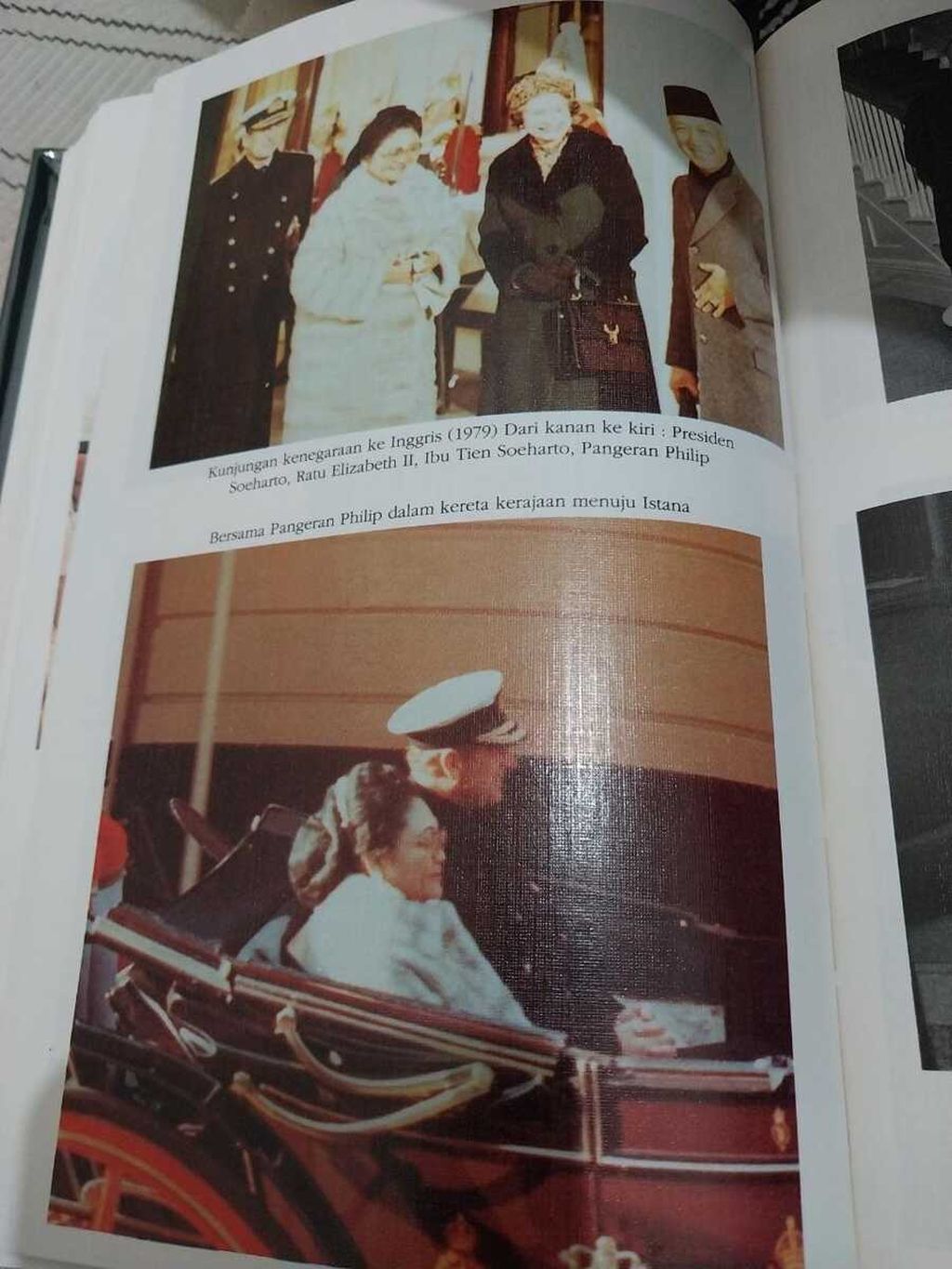 Foto-foto dalam buku berjudul "Siti Hartinah Soeharto, Ibu Utama Indonesia" yang mengabadikan kunjungan Presiden Soeharto saat bertemu Ratu Elizabeth II di Inggris.