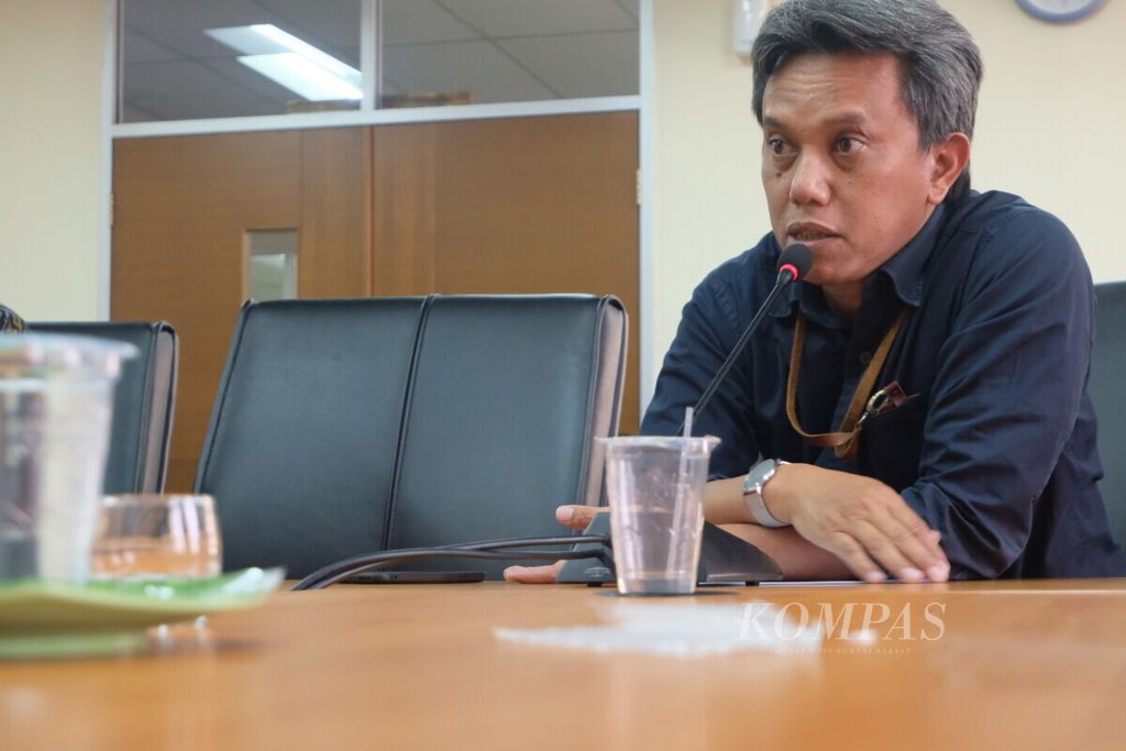 Sekretaris Jenderal Serikat Perusahaan Pers Asmono Wikan, Rabu (11/9/2019), dalam diskusi tentang RKUHP, di Jakarta.