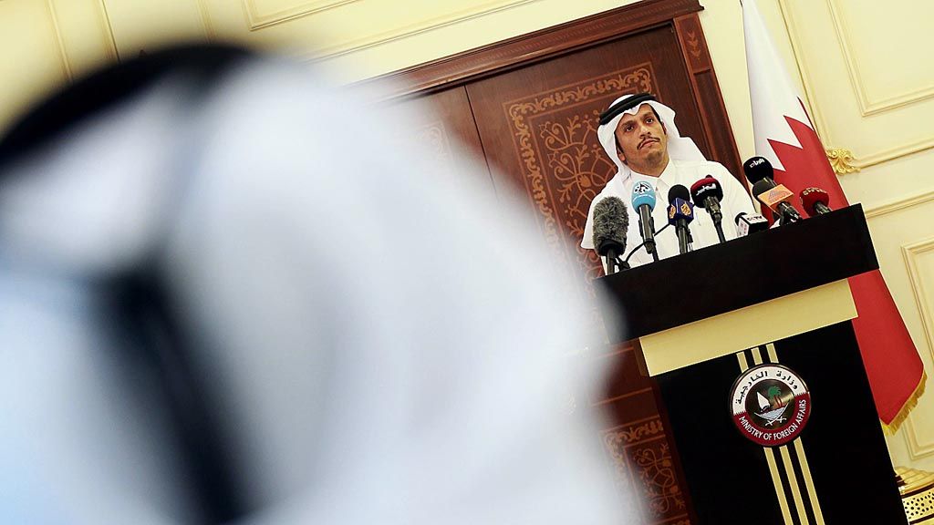 Menteri Luar Negeri Qatar  Mohammad bin Abdulrahman al-Thani memberikan keterangan pers, Kamis (25/5), di Doha, Qatar. Menurut dia, Qatar menjadi target  kampanye hitam oleh media Amerika Serikat. Hal itu disampaikannya sehari setelah Qatar menuduh hacker bertanggung jawab atas kutipan keliru pemimpin negara itu di media milik pemerintah.