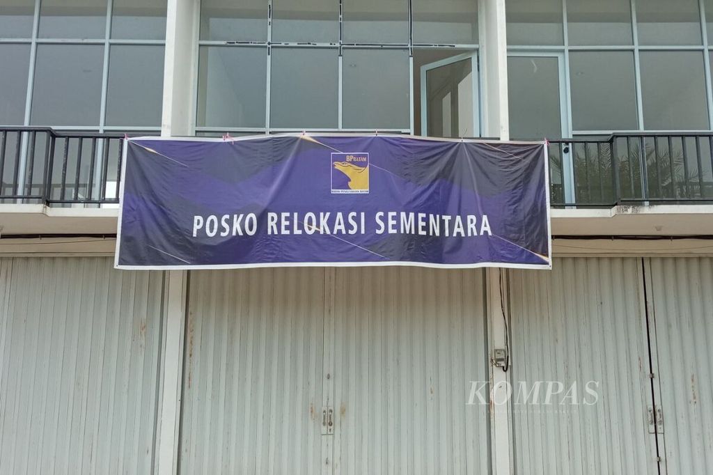 Hunian sementara yang disiapkan Badan Pengusahaan Batam untuk warga Rempang di Kompleks Ruko Buana Central Park, Batam, Kepulauan Riau, Senin (9/10/2023).
