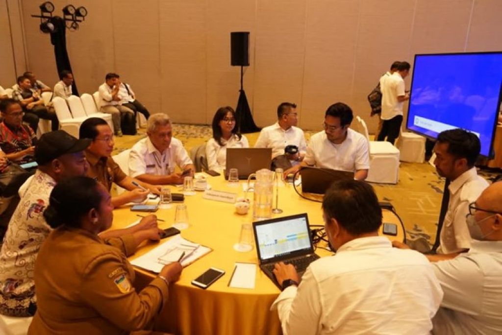 Rapat Koordinasi Pembangunan BTS 4G dan Infrastruktur Pendukungnya di Wilayah Papua dan Sekitarnya oleh Kominfo, Bakti, dan Pemda Papua di Jakarta, 26-27 Februari 2024.