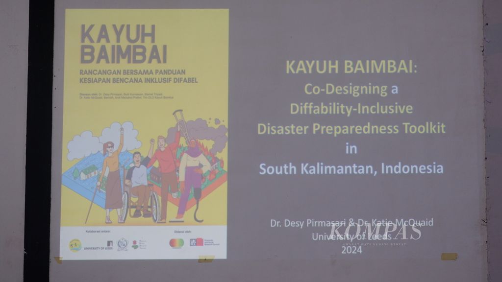 The Kayuh Baimbai document, a joint draft of an inclusive disaster preparedness guide for people with disabilities, is displayed at its launch in Banjarmasin, South Kalimantan, Thursday (25/4/2024).