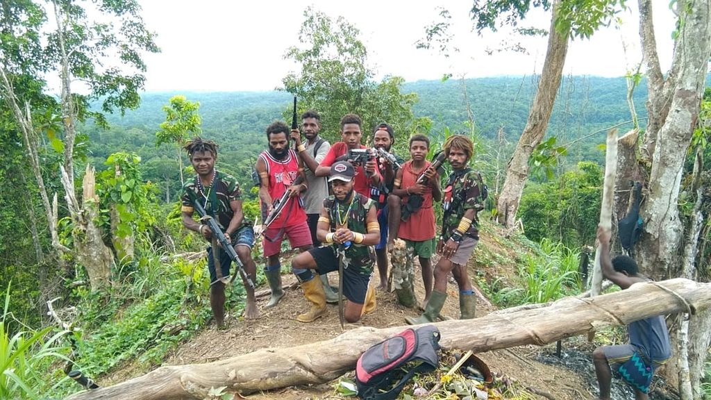Personel Organisasi Papua Merdeka Wilayah IV Sorong.