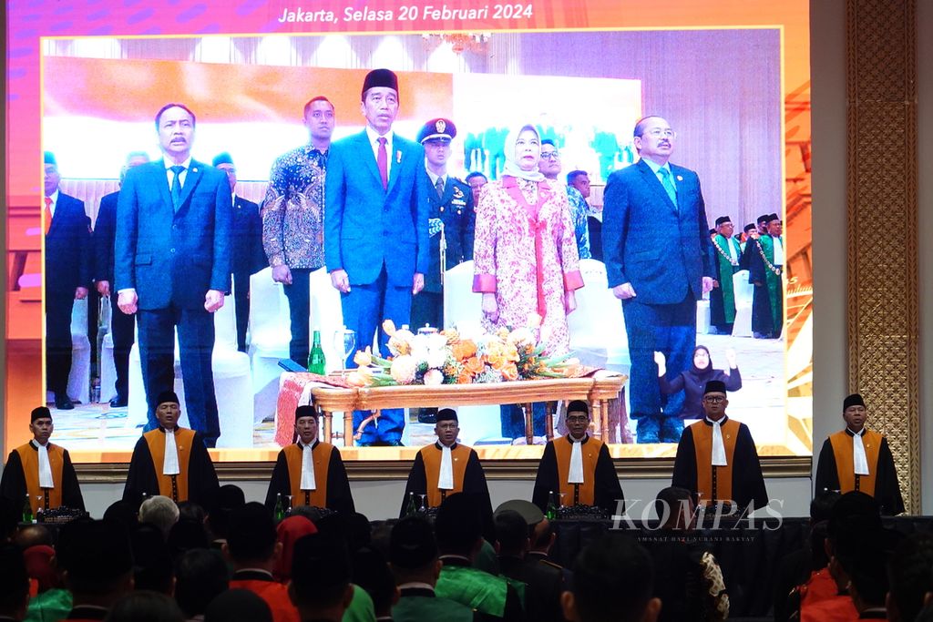 Suasana pembukaan Sidang Istimewa Laporan Tahunan Mahkamah Agung Tahun Anggaran 2023 yang digelar di Jakarta Convention Center (JCC) Senayan, Jakarta, Selasa (20/2/2024), yang dihadiri Presiden Joko Widodo.