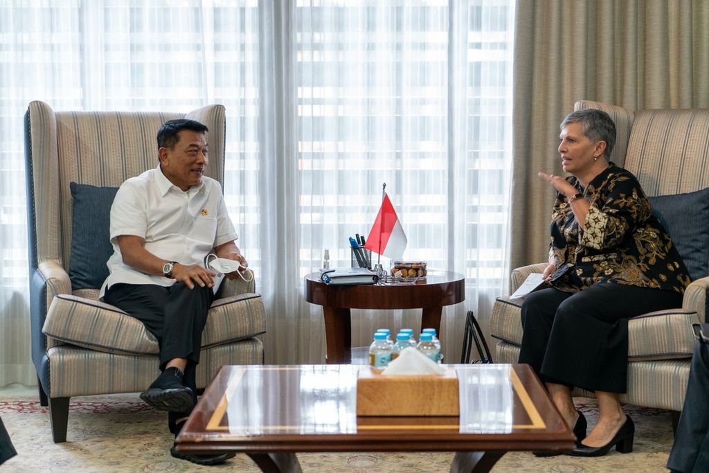 Kepala Staf Kepresidenan Moeldoko menerima kunjungan Duta Besar Australia untuk Indonesia Penny Williams di Gedung Bina Graha, Jakarta, Kamis (21/7/2022).