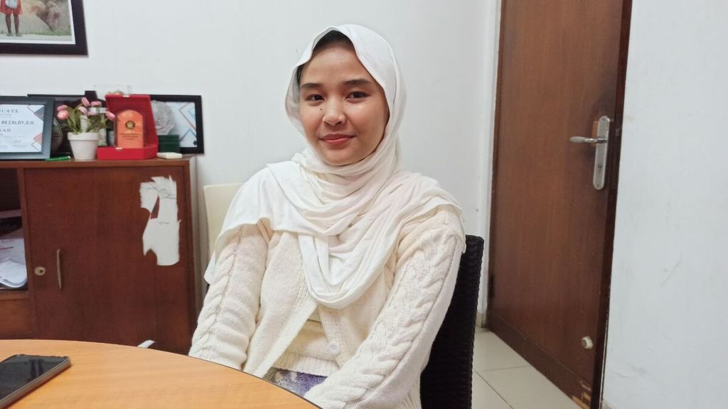 Ketua Pelaksana Ramadhan for Human Rights (R4HR) dari Kontras Annisa Azzahra saat ditemui di kantor Kontras, Jumat (14/4/2023).