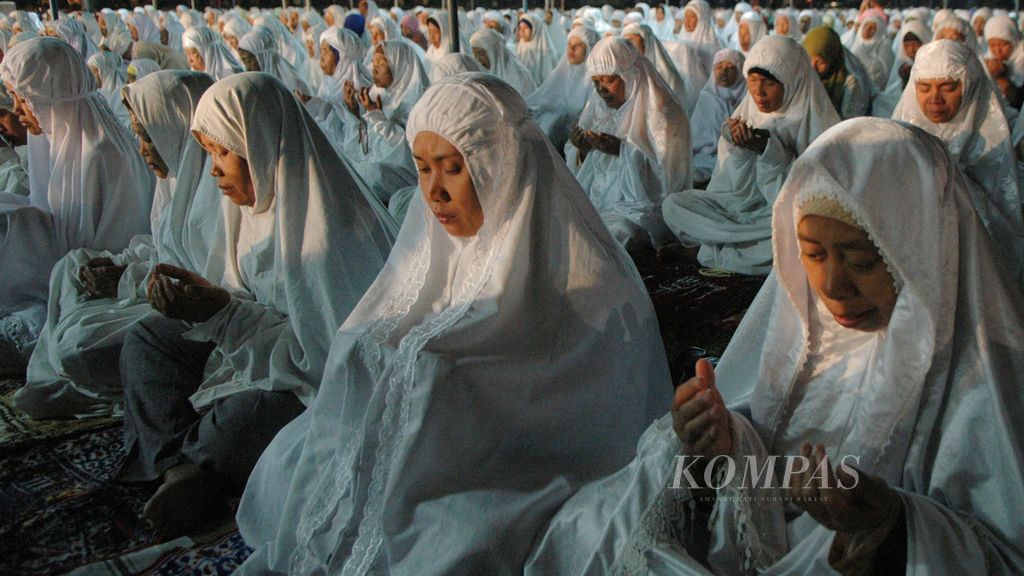 Acara ”Dzikir dan Doa untuk Korban Gempa DI Yogyakarta”, Kamis (28/5/2020), menjelang siang. 