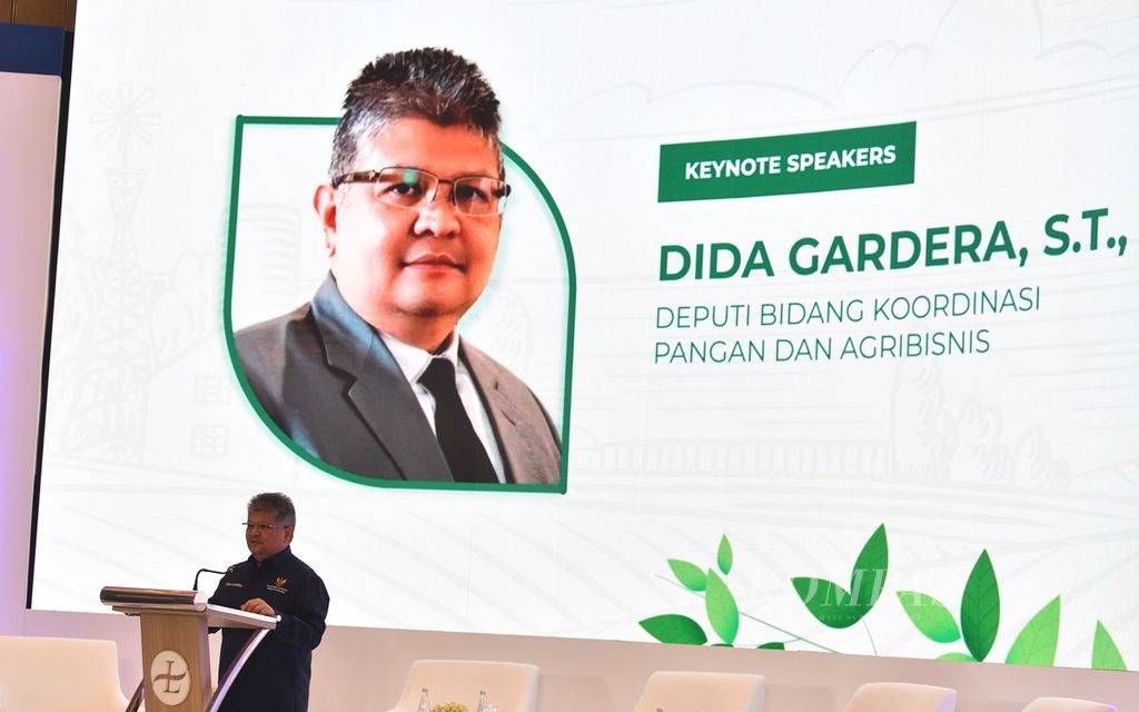 Deputi Bidang Koordinasi Pangan dan Agribisnis Kementerian Koordinator Bidang Perekonomian Dida Gardera menjadi salah satu pembicara kunci dalam diskusi kelompok terarah dengan tema &quot;Membangun Sistem Kebijakan Pupuk Subsidi yang Lebih Adaptif dan Efektif demi Menjaga Ketahanan Pangan Nasional&quot; yang diadakan harian <i>Kompas</i> (Kompas.id) di Jakarta, Rabu (17/7/2024). 