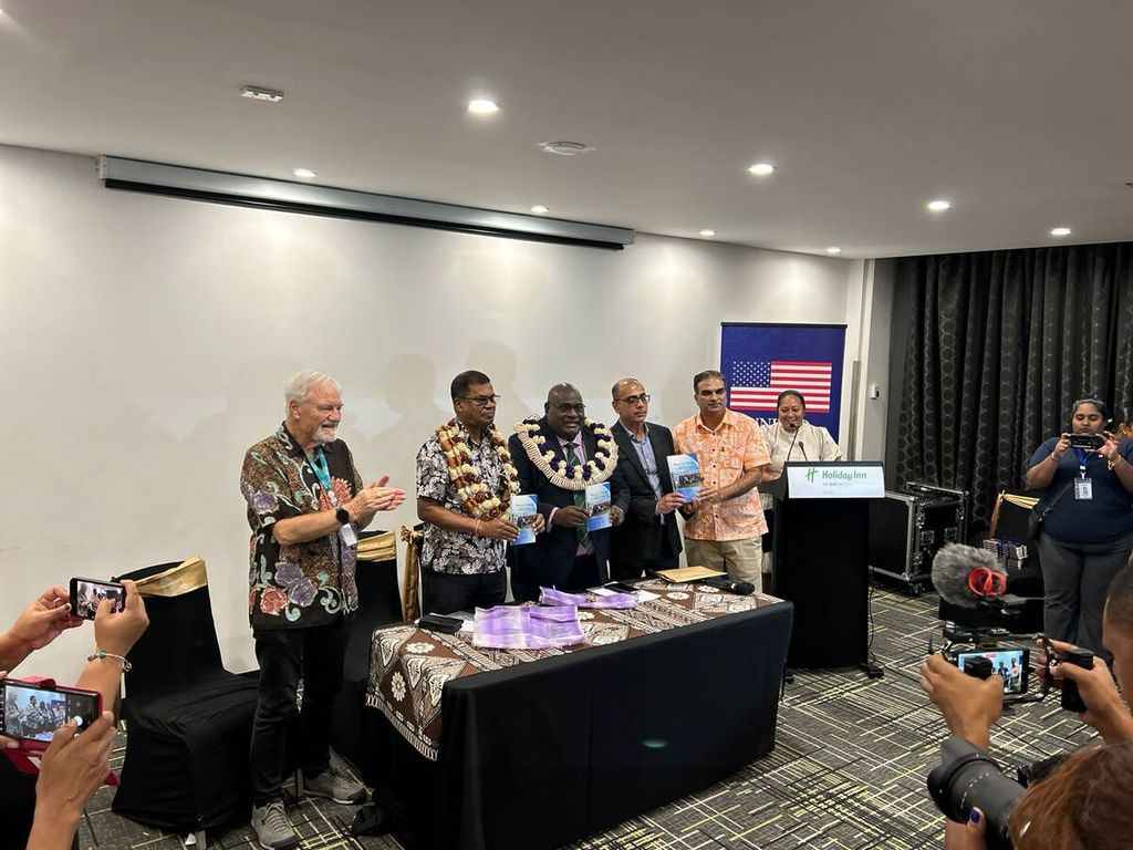 The book launch event on Pacific media was attended by Fiji's Deputy Prime Minister Biman Prasad (second from left) and Papua New Guinea's Minister of Information and Technology Timothy Masiu (third from left) during the Pacific International Media Conference 2024 in Suva, Fiji, on Thursday (4/7/2024).