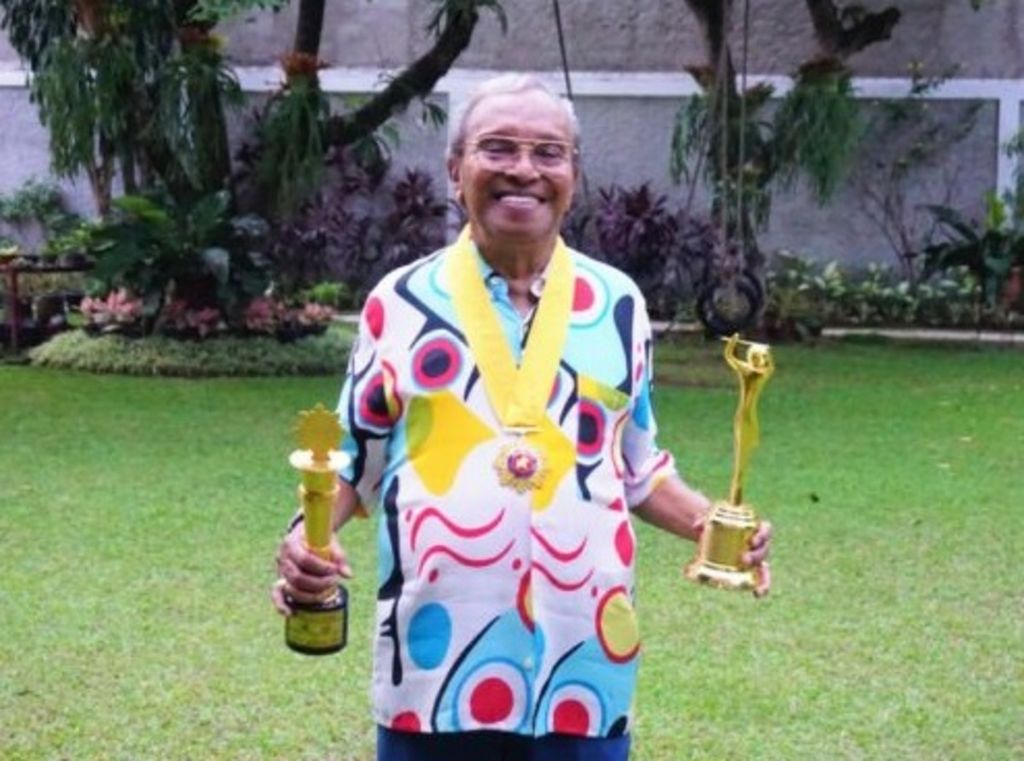 Bob Tutupoly ketika berusia 80 tahun, 13 November 2019. Ia ditemui di rumahnya di kawasan Cilandak, Jakarta Selatan, Kamis (15/11/2019).