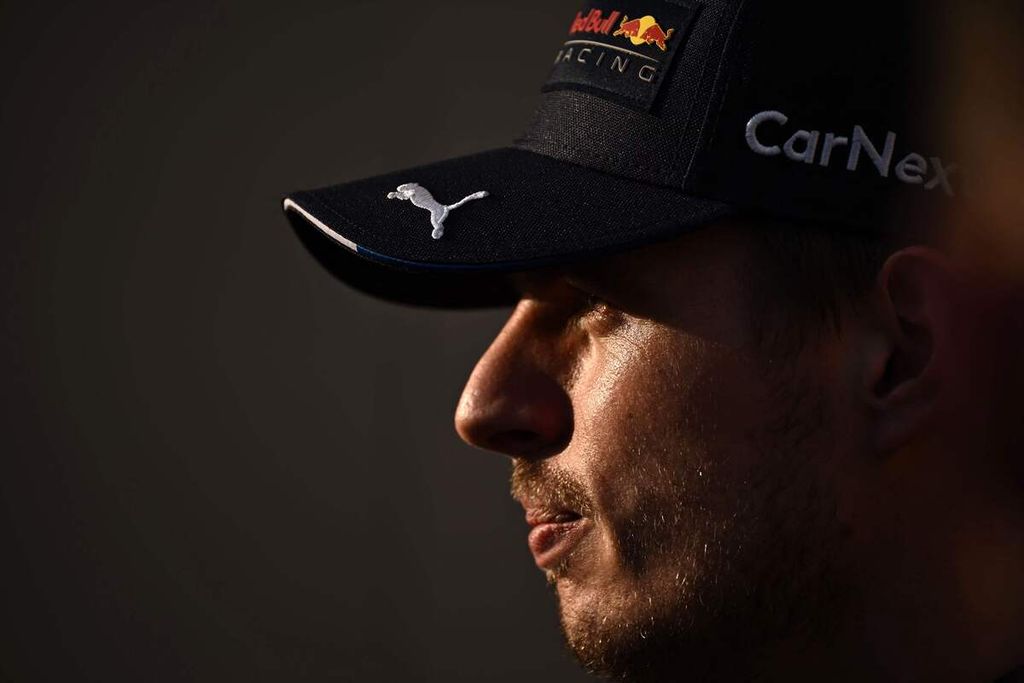 Pebalap Red Bull Max Verstappen di Sirkuit Yas Marina, Abu Dhabi, Uni Arab Emirat, Kamis (17/11/2022). 