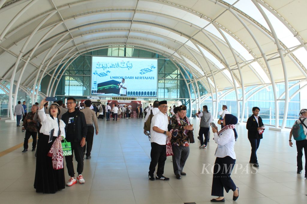 Bandara Internasional Jawa Barat Kertajati di Kabupaten Majalengka, Jawa Barat, Rabu (18/10/2023), akan beroperasi penuh pada 29 Oktober 2023 dengan tujuh rute penerbangan baru.