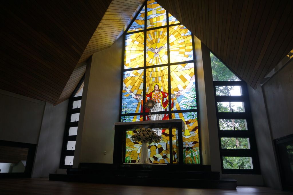Kapel Adorasi di Goa Maria Kaliori, Banyumas, Jawa Tengah, Jumat (23/12/2022).
