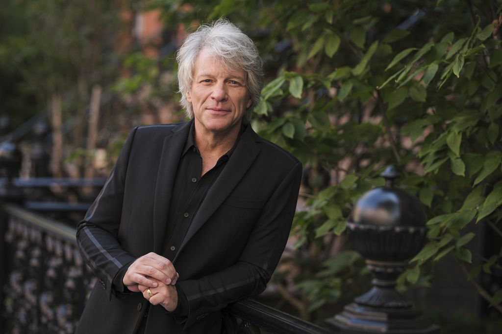 Penyanyi Jon Bon Jovi mempromosikan album barunya, <i>2020</i>, di New York, Amerika Serikat, 23 September 2020.    