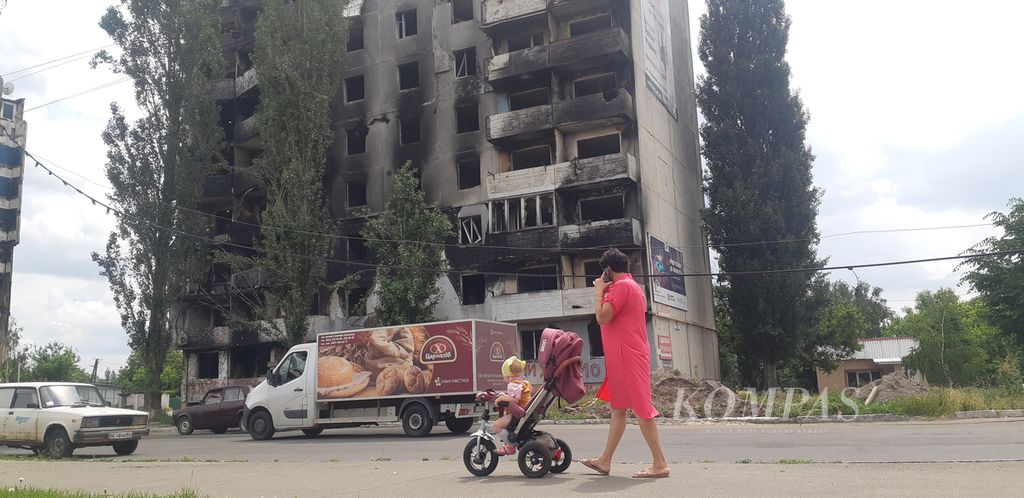 One of the destroyed flats in Borodyanka, Kyiv Province, Ukraine, Friday (17/6/2022).
