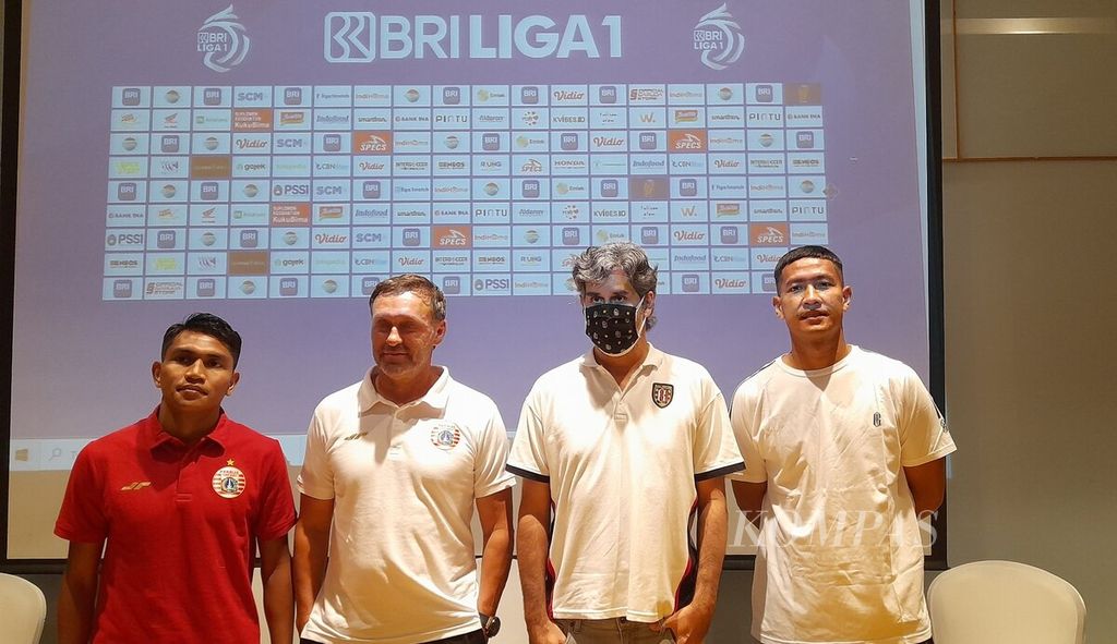 Laga antara Bali United dan Persija Jakarta pada Sabtu (23/7/2022) menjadi pertandingan pembuka kompetisi BRI Liga 1 2022/2023. Suasana dalam jumpa pers menjelang pertandingan Liga 1 2022/2023 antara Bali United dan Persija Jakarta di Kuta, Badung, Jumat (22/7/2022). 