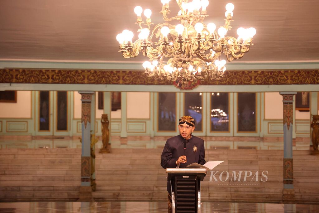 Kanjeng Gusti Pangeran Adipati Arya Mangkunegara X saat memberikan sambutan Literasi Buku Samber Nyawa, Sabtu (2/12/2023), di Pura Mangkunegaran, Surakarta, Jawa Tengah.