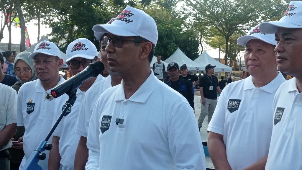 Penjabat Gubernur DKI Jakarta Heru Budi Hartono ketika menengok perbaikan Ruang Terbuka Hijau dan Ruang Publik Terpadu Ramah Anak Kalijodo, Sabtu (16/9/2023).