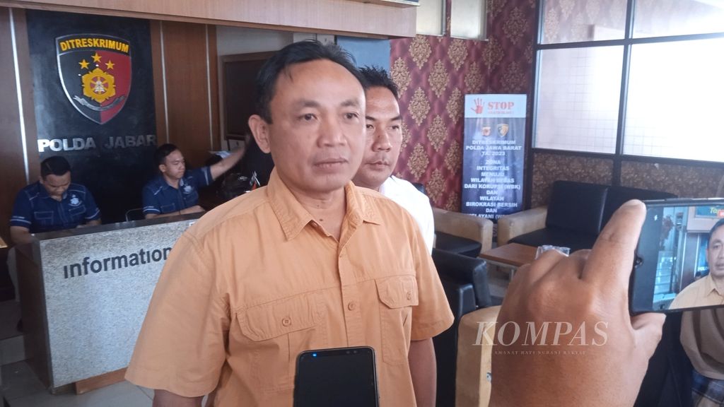 Direktur Reserse Kriminal Umum Polda Jawa Barat Komisaris Besar Surawan saat ditemui di Bandung, Jawa Barat, Rabu (1/11/2023).
