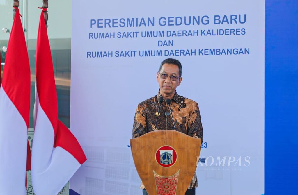 Penjabat Gubernur DKI Jakarta Heru Budi Hartono saat peresmian gedung baru RSUD Kalideres dan RSUD Kembangan di Jakarta Barat, Kamis (19/10/2023).
