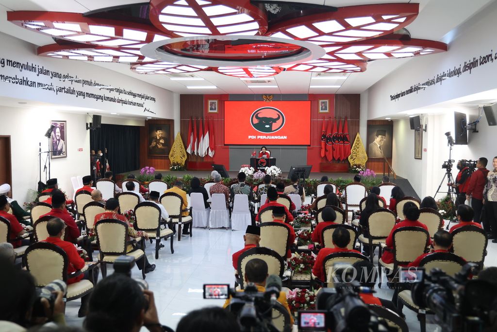 Suasana peringatan HUT Ke-51 PDI-P di Lenteng Agung, Jakarta, Rabu (10/1/2024). Dalam kesempatan itu, Ketua Umum PDI-P Megawati Soekarnoputri memberikan pidato politiknya.
