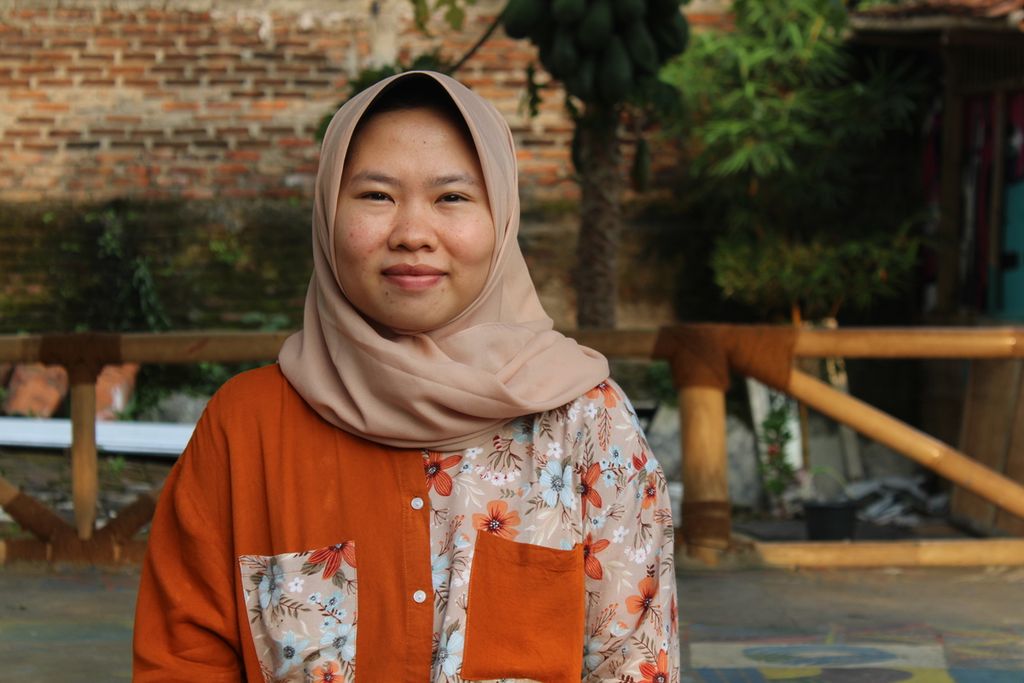 Farida (30), pendiri Braga Heritage, Bandung.